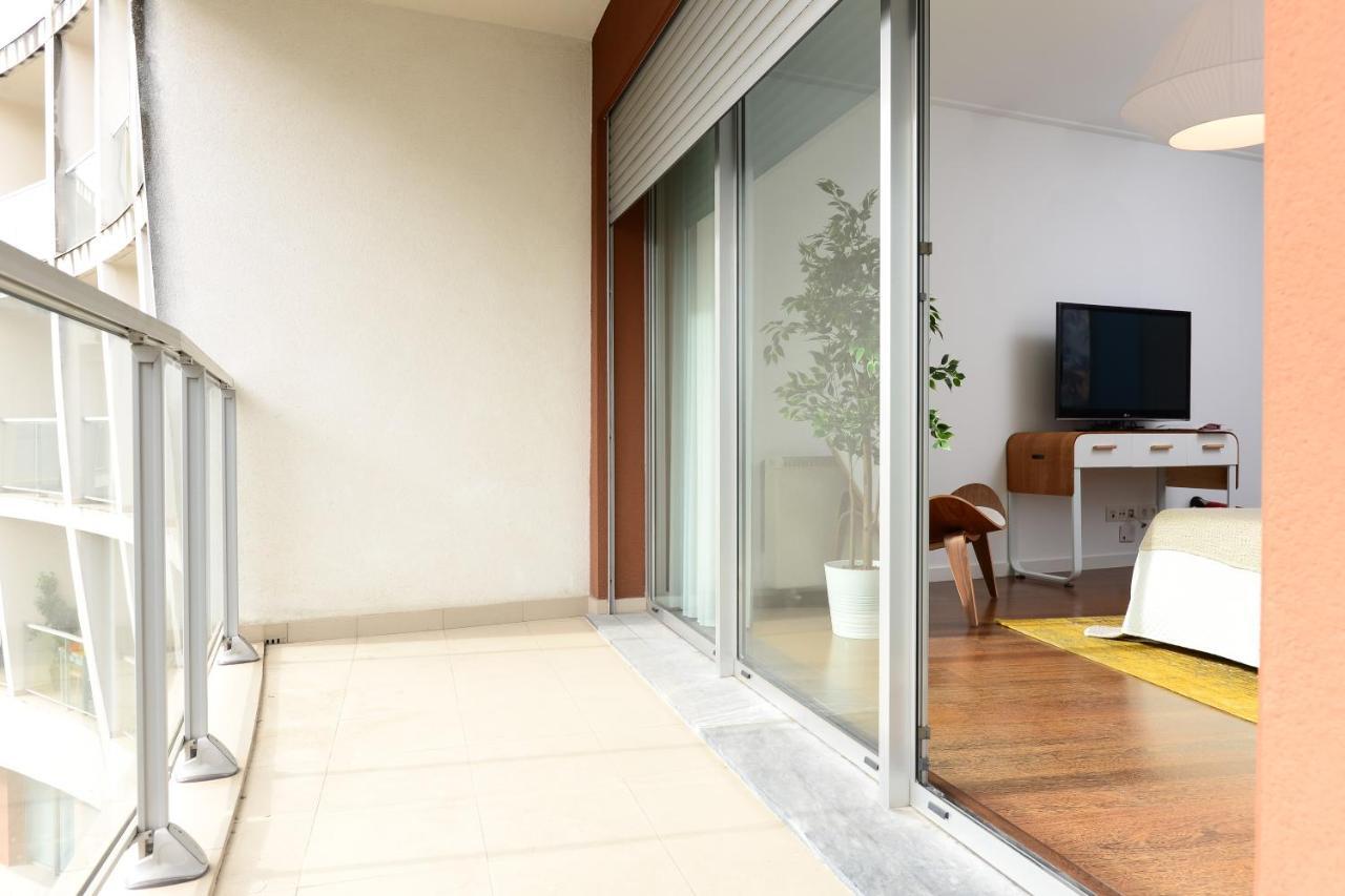New Loft With Swimming Pool At Parque Das Nacoes! Lizbona Zewnętrze zdjęcie