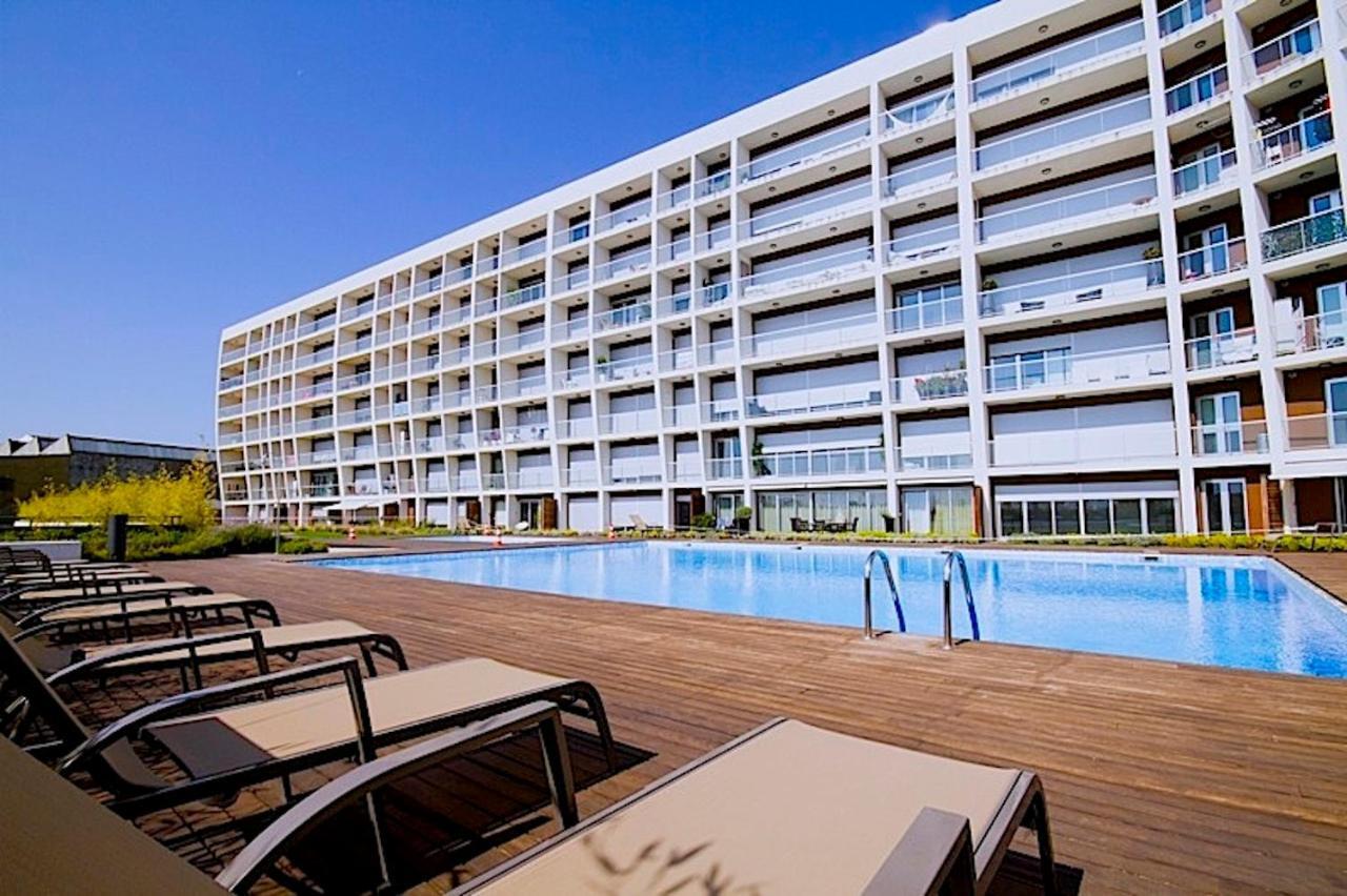 New Loft With Swimming Pool At Parque Das Nacoes! Lizbona Zewnętrze zdjęcie